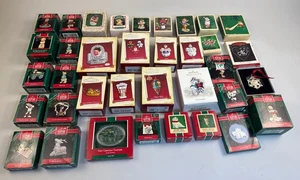 Lote de 34 adornos navideños vintage con sello animales gatos osos ratones pingüinos etc. - Imagen 1 de 23