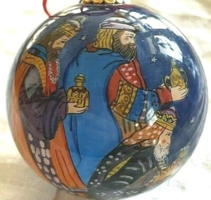 Vtg 1990's Le Bien Hand Painted Glass Three Kings Ornament Original Box - Picture 1 of 4