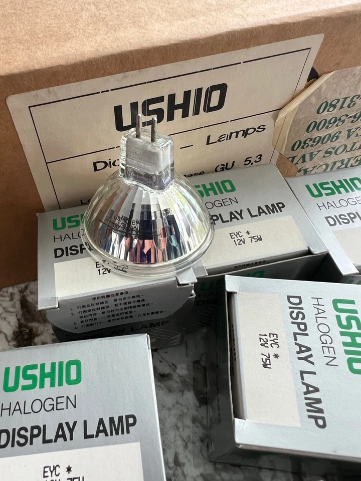 Ushio  MR16 LAMP  EYC  12V 75W FL - Image 1 of 1