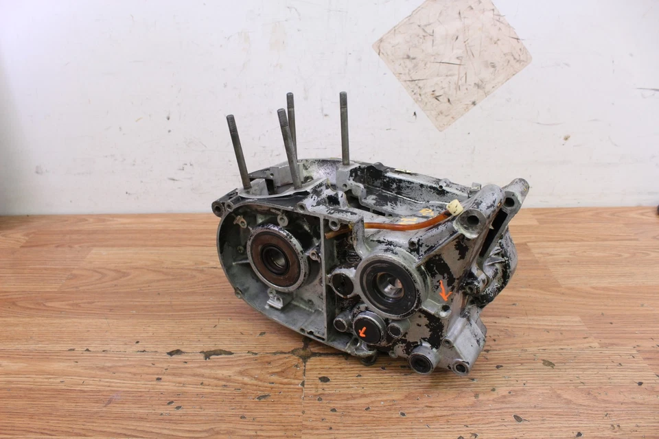 1972  YAMAHA DT2MX  Engine Cases / Crankcase Motor Case Set - Damaged - Image 1 of 4