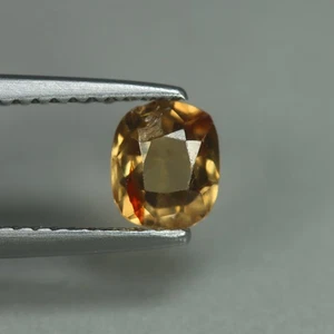 0.91 Cts_Diamond Sparkle_100 % Natural Unheated Brownish Yellow Zircon_Srilanka - Picture 1 of 3