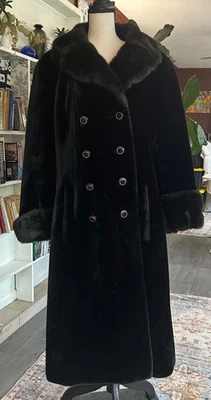 Vintage 1970's Bunker Ramo Borg Borgazia Women's Faux Fur Coat Sz 14 M/L - Image 1 of 4