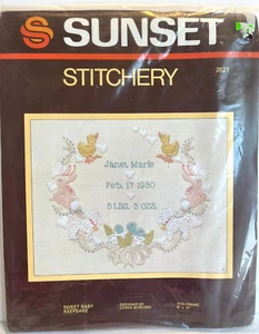 De Colección Sunset Sweet Baby Keepsake Pared Punto de Cruz Personalizar 1983 Kit NUEVO SELLADO - Imagen 1 de 3