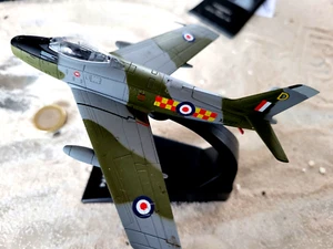 F-86 Sabre 1:100 UK Royal Airforce AIR SHOW Metal / Diecast Model / YAKAiR - Imagen 1 de 8