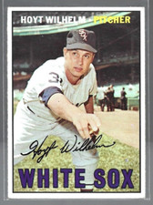 Hoyt Wilhelm Chicago White Sox 1967 Topps Baseball Card #422 (SET BREAK) A