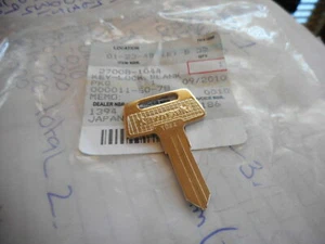 NOS Kawasaki KLF110 KLF220 KXF250 KEF300 KLF300 Blank Key #1044 27008-1044 - Picture 1 of 1