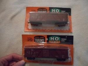 2 NOS Life-Like HO freights- S.F. Boxcar 1289057 Blister Packs - Picture 1 of 2