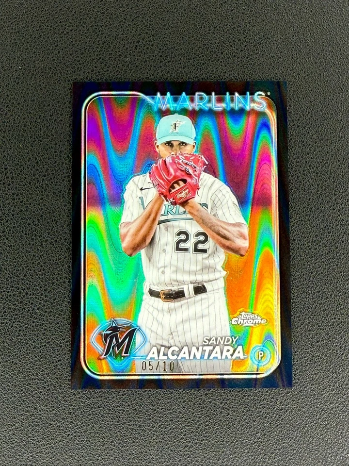 2024 Topps Chrome - SANDY ALCANTARA #138 - Black /10 RayWave Refractor Marlins - Image 1 of 2