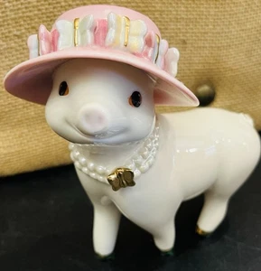 LENOX Bella's Bonnet Hat Butterfly Best In Show Porcelain Pig 4.25” Figurine - Picture 1 of 24