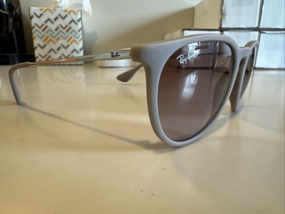 Gafas de sol Ray-Ban Erika RB 4171 6000/68 mate topo arena marrón #O39 Foto 1 de 4