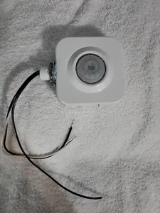 SENSOR SWITCH CMRB 10 Occupancy Sensor,PIR,2463 sq ft,White - Picture 1 of 2