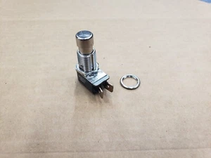 Viking Oven Light Switch (VGSO166) 90 deg -- PE050019 - Picture 1 of 2