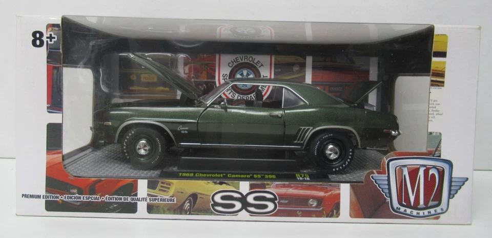 M2 Machines Dark Green 1969 Chevrolet Camaro SS 396 1:24 Scale - Image 1 of 4