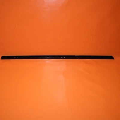 BENTLEY GT DOOR TRIM MOLDING RIGHT PASSENGER 2019 2020 2021 3SD853516G/H OEM - Image 1 of 4