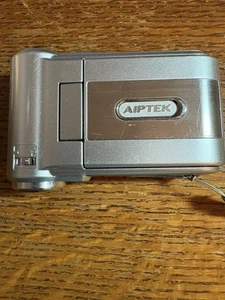 Aiptek DZO-V58 Silver 8MP Portable Media Player Digital Camcorder w/ Case - Picture 1 of 6