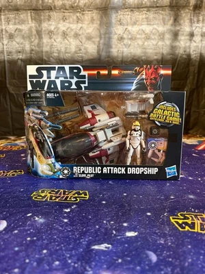 STAR WARS - Clone Wars Republic Attack Dropship w/Clone Pilot - РЕДКАЯ СОВЕРШЕННО НОВАЯ!!! - Изображение 1 из 4