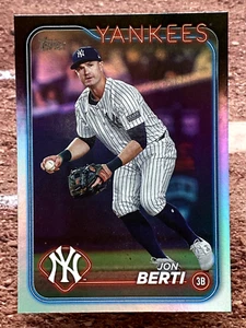 2024 Topps Update Rainbow Foil Jon Berti #US124 New York Yankees - Bild 1 von 2