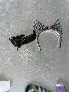 LOL OMG Accessory Silver Spiderwebbed Pink Black "Broken Heart " Headband 2 - Picture 1 of 1