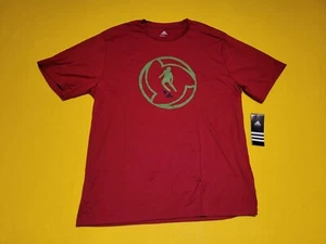 Adidas Mens Red The Go To Performance Tee Shirt Medium Graphics - Picture 1 of 1