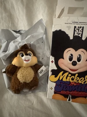 Autêntico POP MART Mickey Family Cute Together Chaveiro Série Caixa Cega CHIP - Imagem 1 de 2
