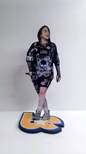 BILLIE EILISH - WOOD FIGURE 20 cm fibreboard viniyl/plot - Argentina - Picture 1 of 5
