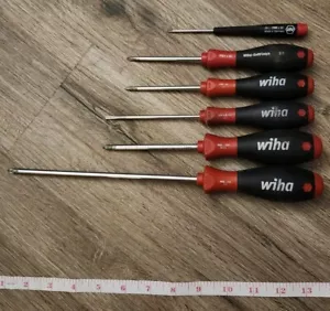 Wiha Softfinish Screwdrivers PH2 PH1 Flat Head Red & Black 311 302 31111 - Picture 1 of 8