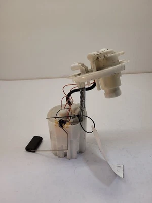  2017 - 2023 CHRYSLER PACIFICA Fuel Pump Assembly Gasoline FWD  Foto 1 de 4