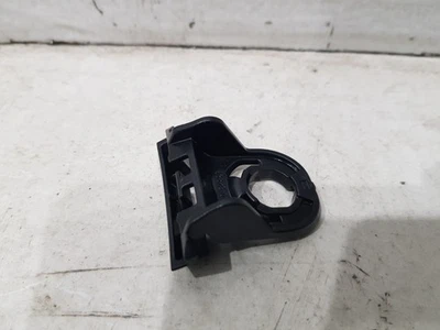 Genuine Toyota Camry XV70 2017-2024 Front Wing Left/Right Retainer Mount Bracket - Image 1 of 4