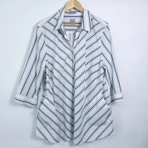 Top túnica Chicos abotonada talla 3,5 (18) blanco azul a rayas bolsillos laterales - Imagen 1 de 6