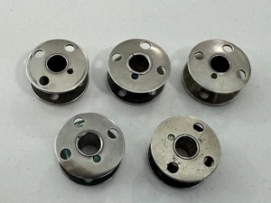 5 Vintage SINGER CLASS 66 - 4 LOCH Nähmaschinenspulen, sehr guter Zustand - Bild 1 von 5