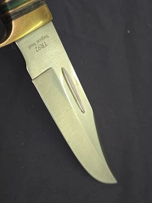 TIMBER RATTLER SURGICAL STEEL BOWIE HUNTING Knife AND LEATHER SHEATH - Image 1 of 3