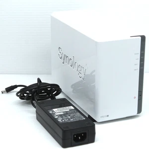 Synology DiskStation DS215j 2 Bay NAS - 2x 1TB 3,5" HDD WD Blue WD10EZEX i zasilacz - Zdjęcie 1 z 11