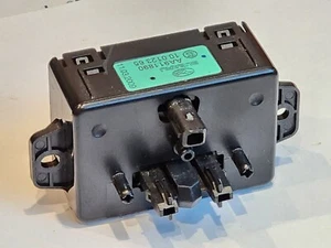 OEM 10-14 SUBARU LEGACY PASSENGER RIGHT SEAT CONTROL SWITCH AA911890 B3.7 - Picture 1 of 7