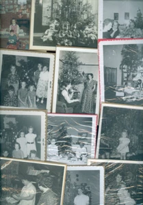 37 VINTAGE PHOTOS - CHRISTMAS LOT 1 - Picture 1 of 2