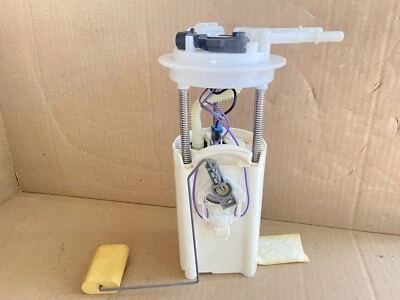 GM 19121630 Fuel Pump -- 2000-2001 Suburban 1500 Yukon XL w/ 5.3L -- NOS OEM - Image 1 of 4
