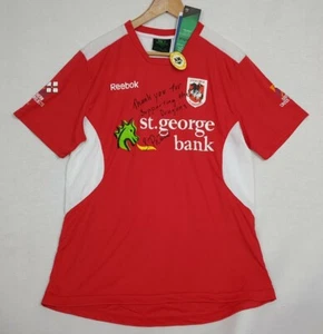 ST GEORGE ILLAWARRA DRAGONS -Training Tee Size M BNWT - Signed Coach Steve Price - Bild 1 von 9