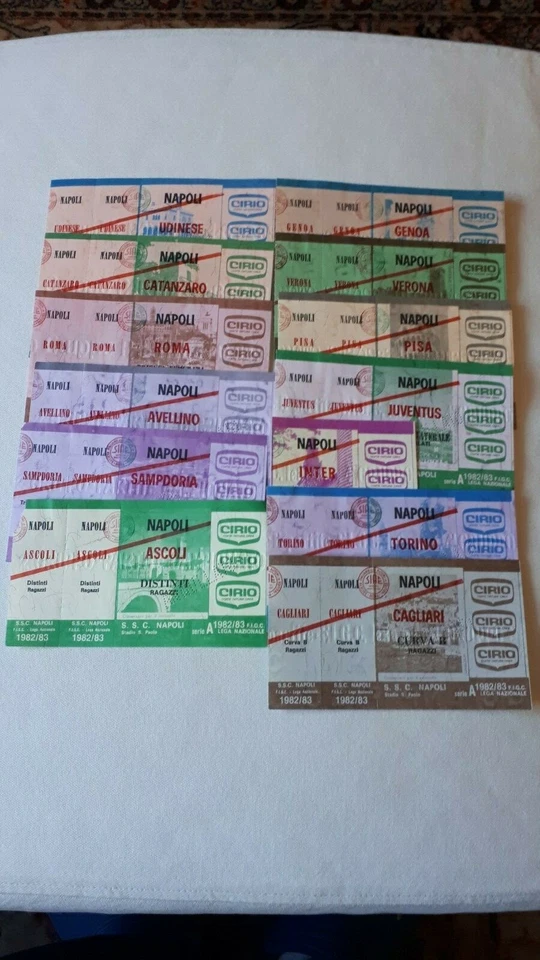  RARISSIMO BIGLIETTO NAPOLI - UDINESE   DEL  CAMPIONATO 1982-83  - Immagine 1 di 1