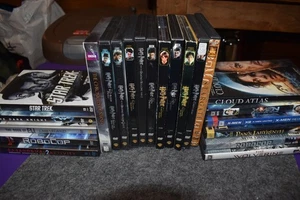 22 DVD's all of the sci fi/fantasy genre. all pre viewed and excellent condition - Bild 1 von 23