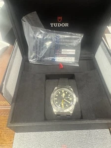 tudor black bay pro 39mm - Picture 1 of 2