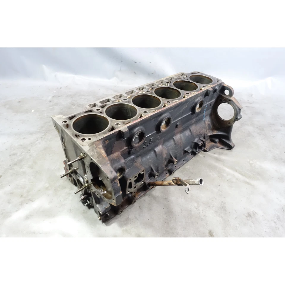 Damaged 1985--1988 BMW E28 535i E24 635CSi M30 3.4L 6-Cyl Engine Cylinder Block — 第 1/4 张图片