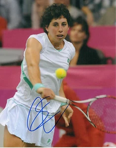 CARLA SUAREZ NAVARRO AUTOGRAPHED SIGNED 8" X 10" TENNIS PHOTO W/ COA - Picture 1 of 1