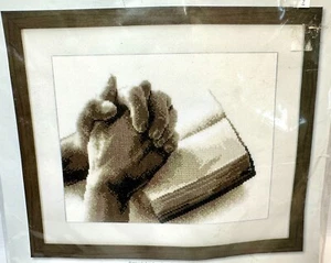 Vervaco kit punto croce fai da te contato PURA MANI tono seppia Bibbia religiosa - Foto 1 di 3