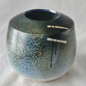 jane searle de grey studio pottery vase, modernist shape, surrealist in style - Picture 1 of 14