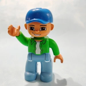 Lego Duplo Figur Mann grün Shirt Cap C5 - Bild 1 von 1