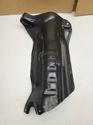 Cubierta protectora protectora protectora térmica tanque de combustible Honda CR-V 2017-2021 OEM 17519TLA Foto 1 de 4