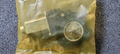 OEM 82460-D4010 FR/RH Passenger Door Power Window Motor for KIA Optima 2016~2020 Foto 1 de 4