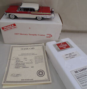 Danbury Mint 1957 Mercury Turnpike Cruiser Red & White 1/24 Diecast Car READ!!