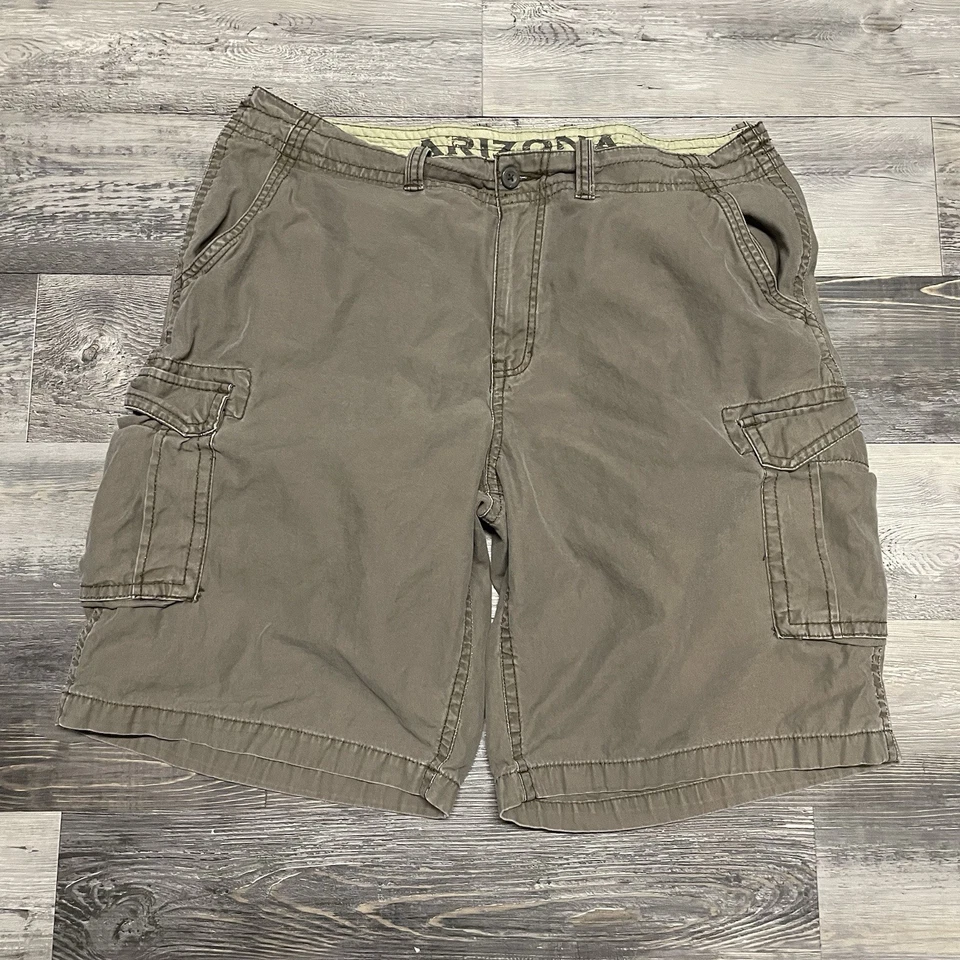Vintage Y2K Arizona Jeans Cargo Shorts Men's Size 38 Baggy Brown Skate Grunge - Image 1 of 4