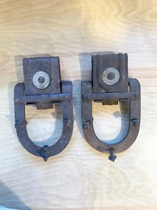 VINTAGE ANTIQUE BARN DOOR SLIDING ROLLING HANGER HINGES 2 SET PAIR HARDWARE FARM - Picture 1 of 4