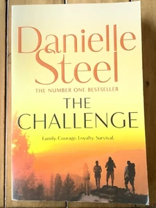 THE CHALLENGE by Danielle Steel - Large Paperback Free Post - Picture 1 of 2